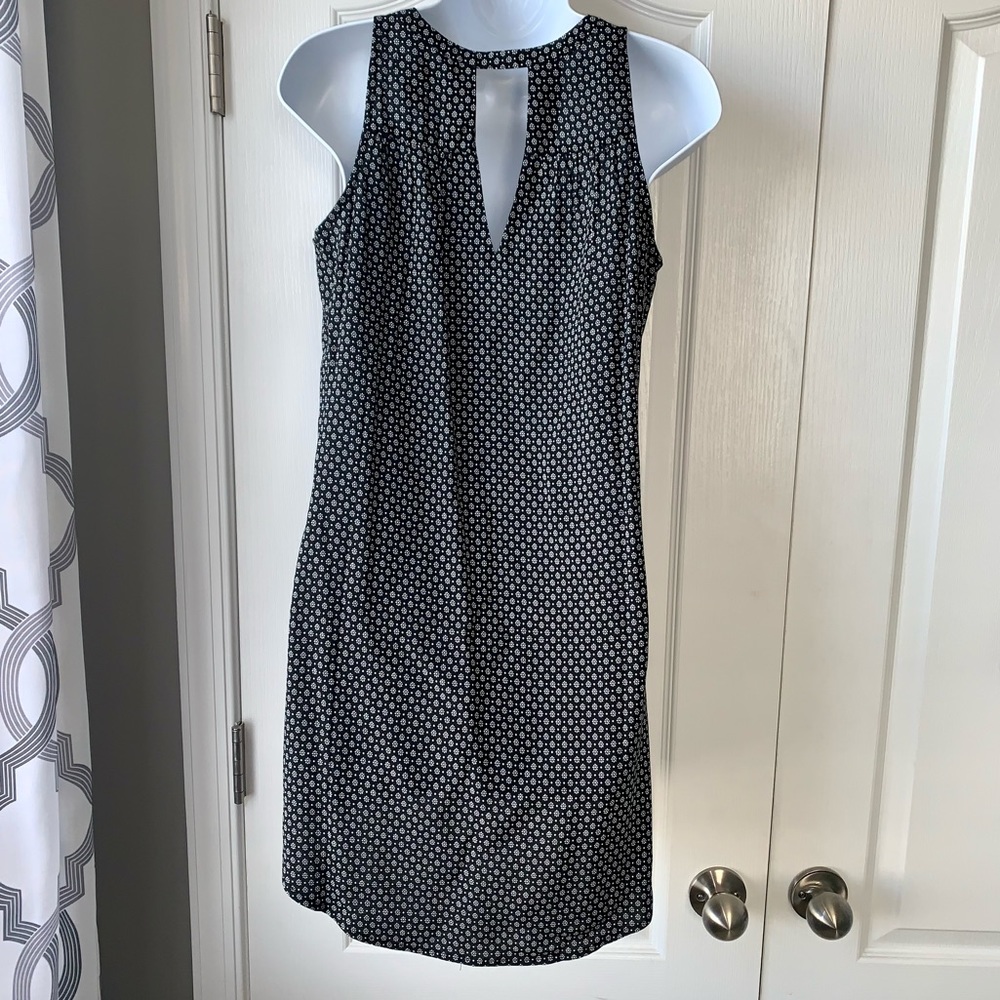*NEW* Old Navy Dress - Picture 2 of 3